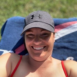 Meet your Posher, Karine